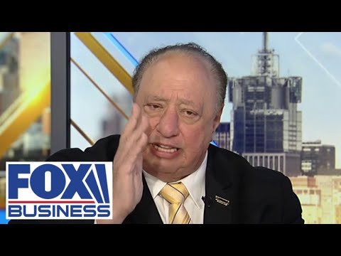 Grocery chain CEO warns over port strike: Will 'hit right between the eyes'