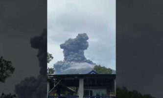 Mount Kanlaon briefly eruptes in the Philippines