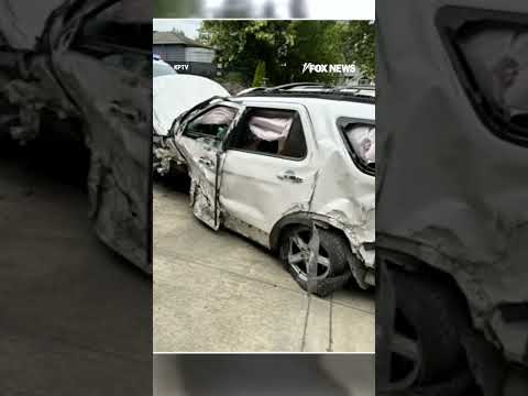 Oregon burglary suspect ends police police chase with VIOLENT crash #shorts #us #police #policechase