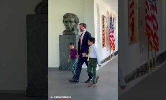 VP JD Vance was joined by his sons, Vivek and Ewan, as he walked into the Oval Office