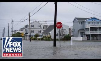 JUST IN: More than 70k without power as nor'easter SLAMS East Coast 4 JUST IN: More than 70k without power as nor'easter SLAMS East Coast